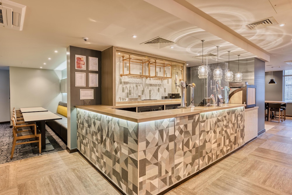 Premier Inn Peterborough City Centre, photo 38