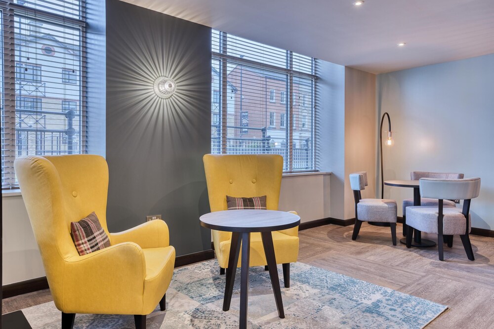Premier Inn Peterborough City Centre, photo 24