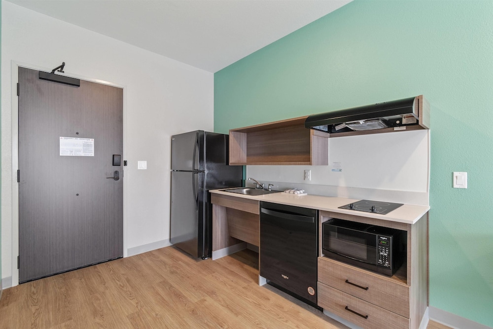 Echo Suites Extended Stay by Wyndham Fort Worth Alliance