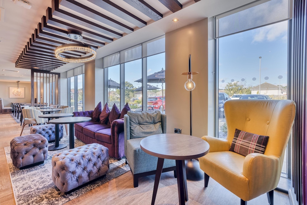Premier Inn Scarborough - North Bay 2