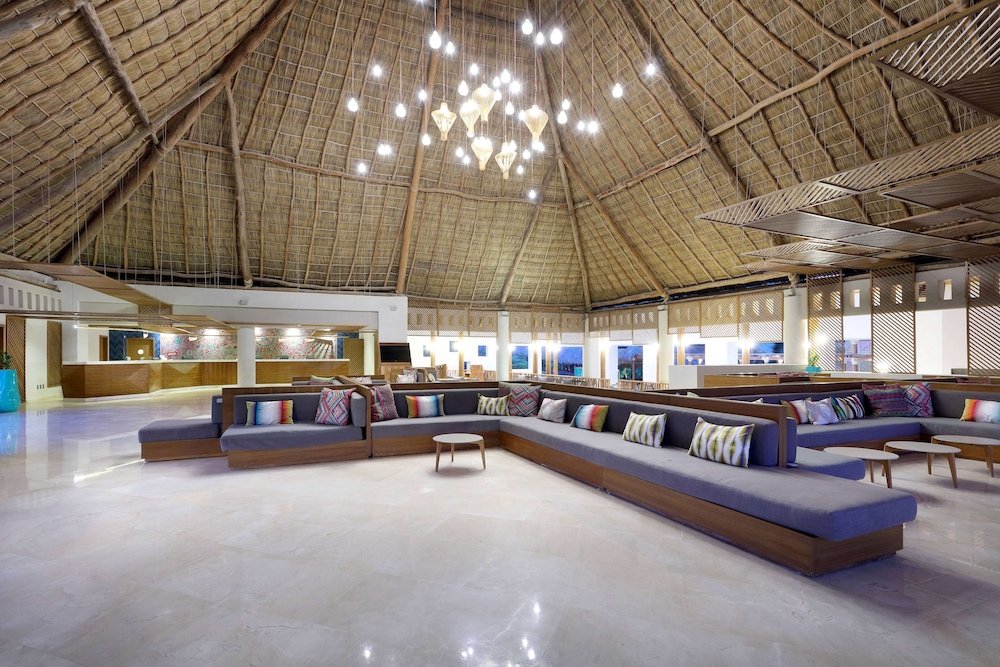 Grand Palladium Vallarta Resort  Spa - All Inclusive - Property Image 7