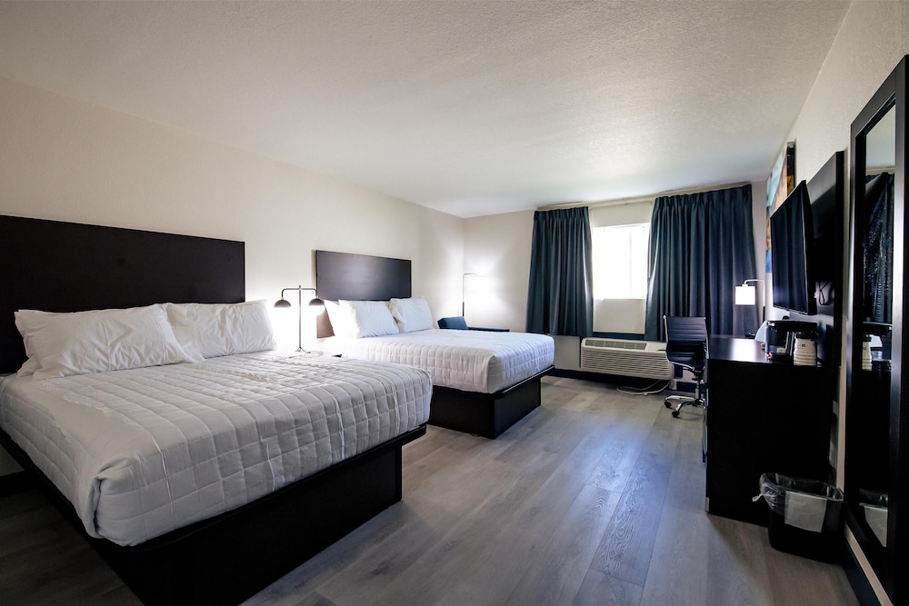 Surestay By Best Western Forsyth