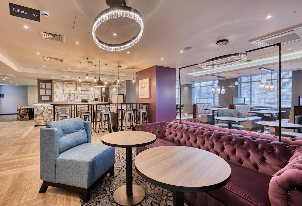 Premier Inn Peterborough City Centre, photo 11