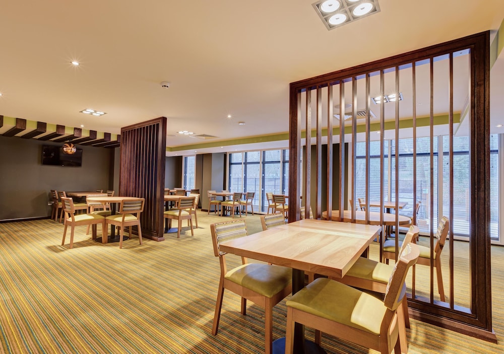 Premier Inn Royal Tunbridge Wells, photo 22