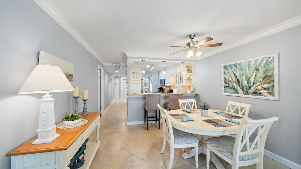 'bout Time 2 Bedroom Condo