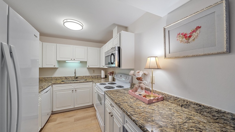 Sole Retreat 2 Bedroom Condo
