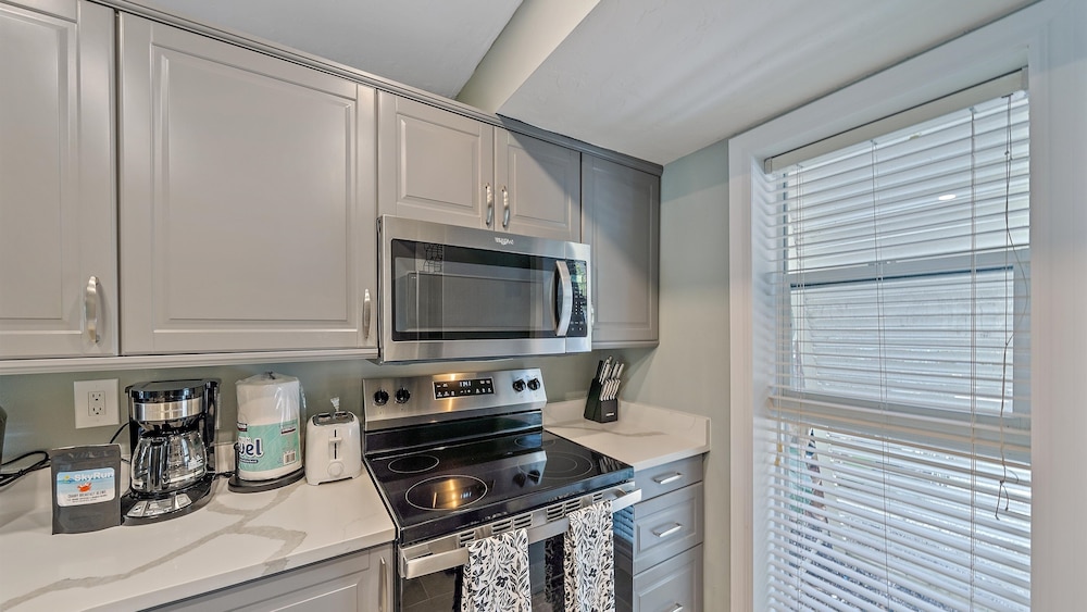 Beach Haven 2 Bedroom Condo