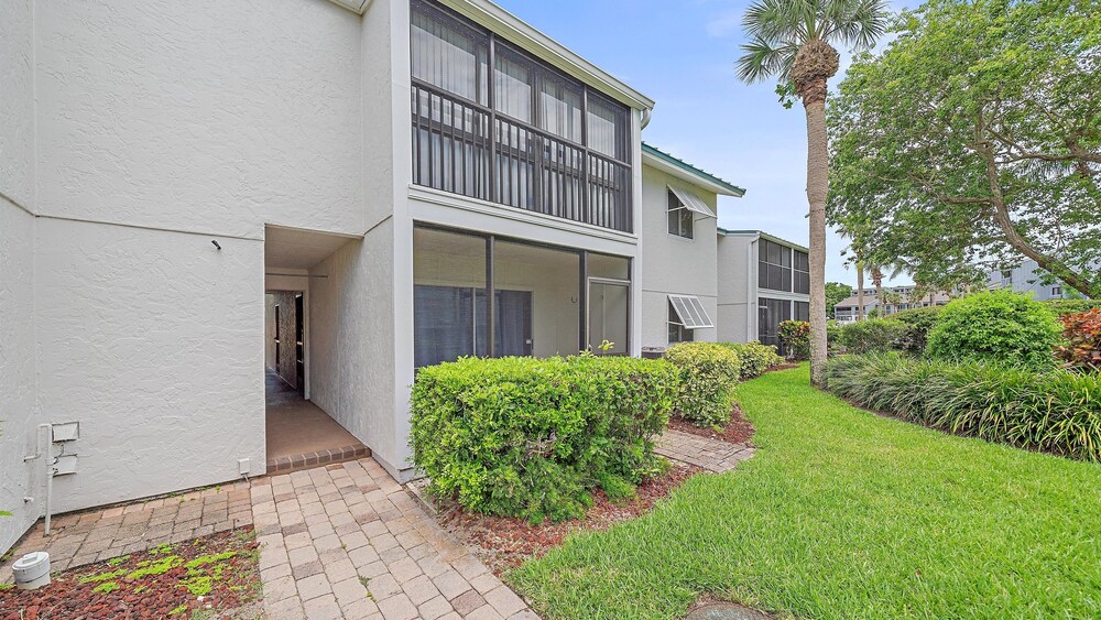 White Sands On Siesta 1 Bedroom Condo