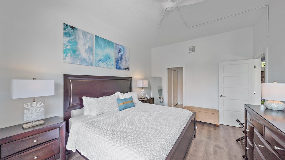 Siesta Beach Retreat 2 Bedroom Townhouse