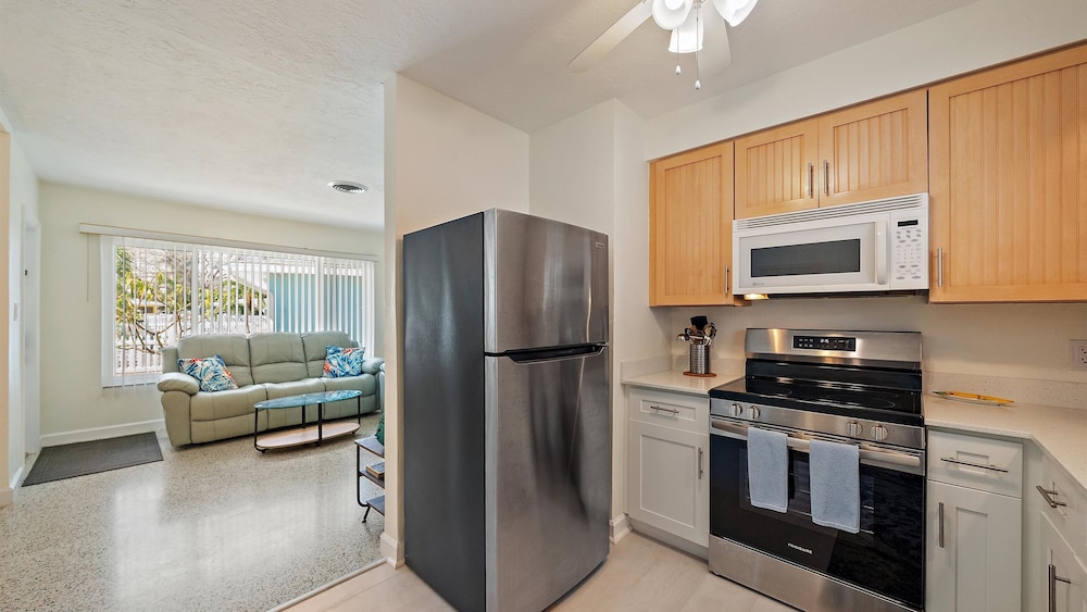 Siesta Treasure 4 Bedroom Home