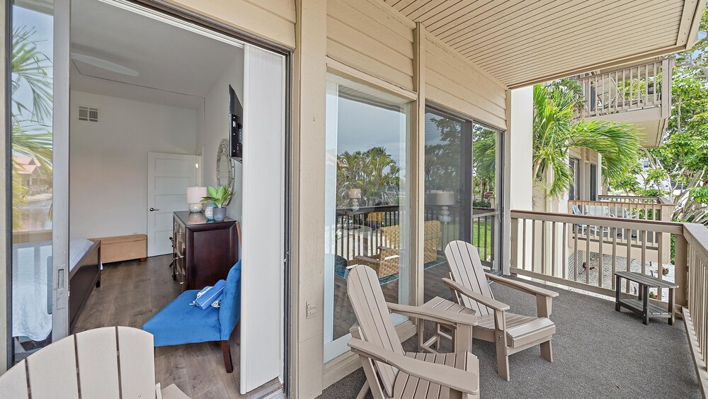 Siesta Beach Retreat 2 Bedroom Townhouse
