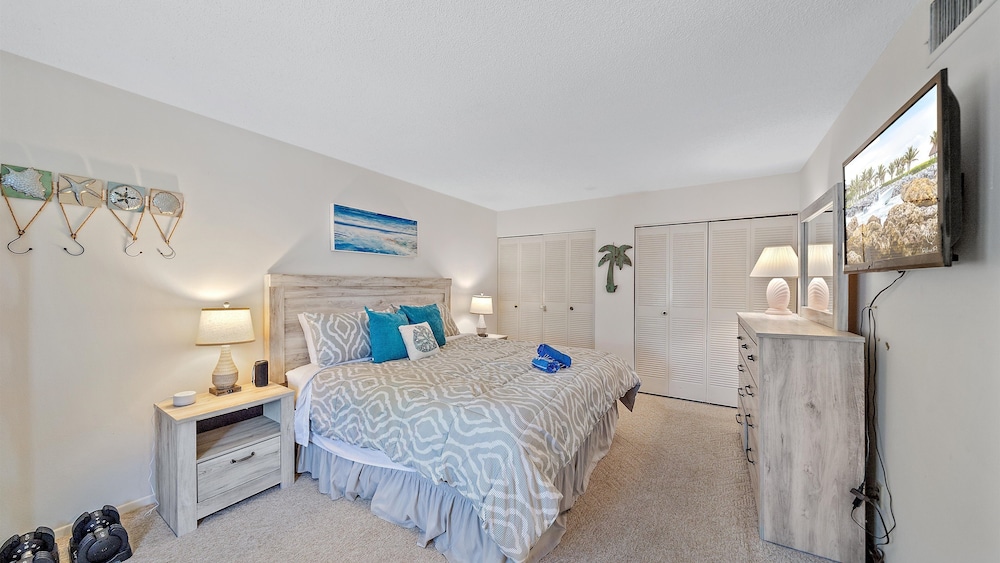 White Sands On Siesta 1 Bedroom Condo