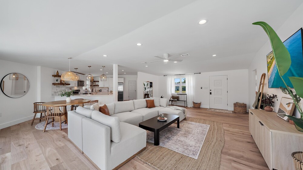 Coastal Cottage 2 Bedroom Home