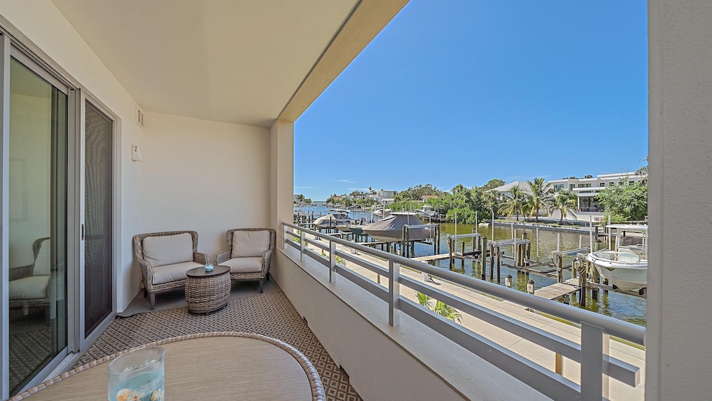 Sunsets At The Strand 1 Bedroom Condo