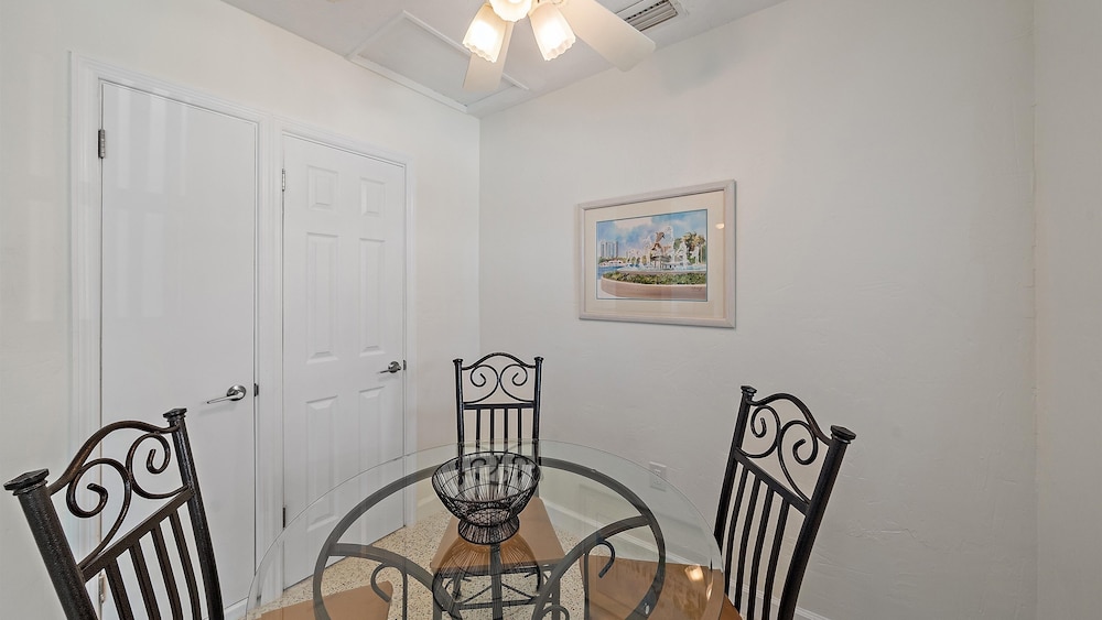 Siesta Treasure 4 Bedroom Home