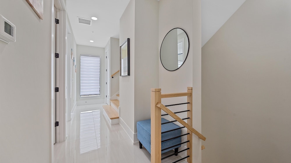 Coastal Moderne 2 Bedroom Townhouse