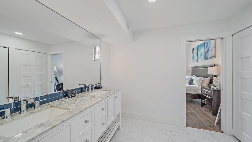 Siesta Beach Retreat 2 Bedroom Townhouse