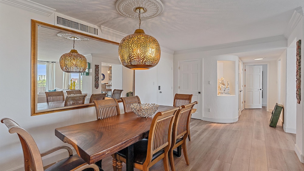 Imperial Sunsets On Siesta 2 Bedroom Condo by RedAwning view 2