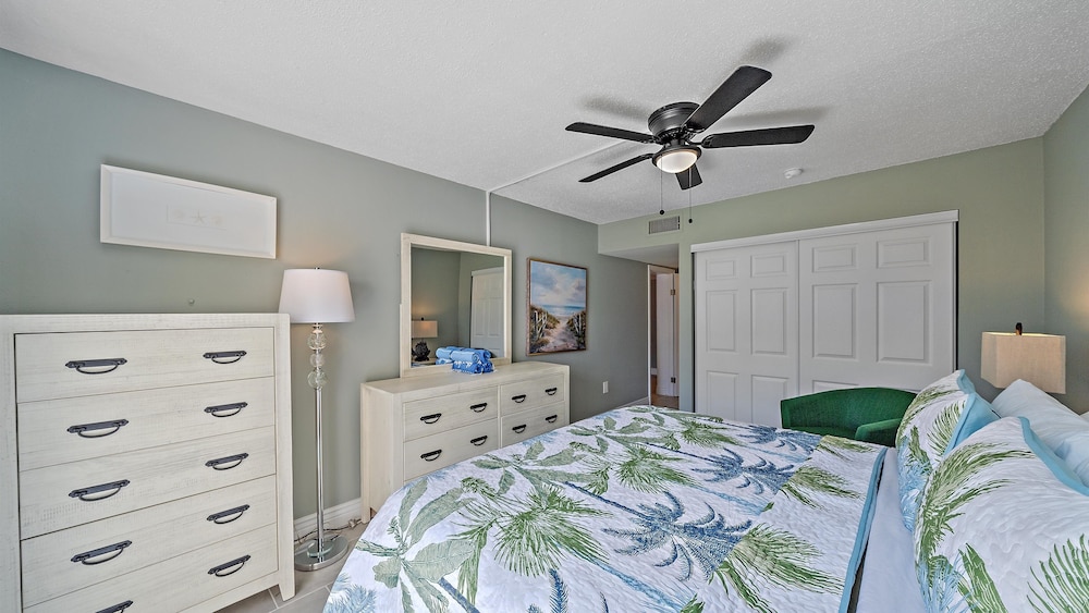 Beach Haven 2 Bedroom Condo