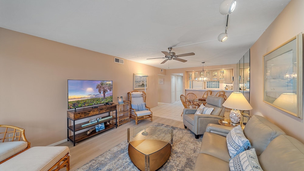 My Happy Place 2 Bedroom Condo