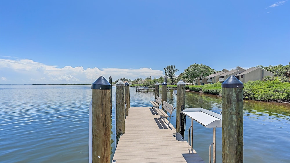 Beach Haven 2 Bedroom Condo