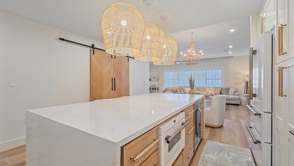 The Beach House 2 Bedroom Condo