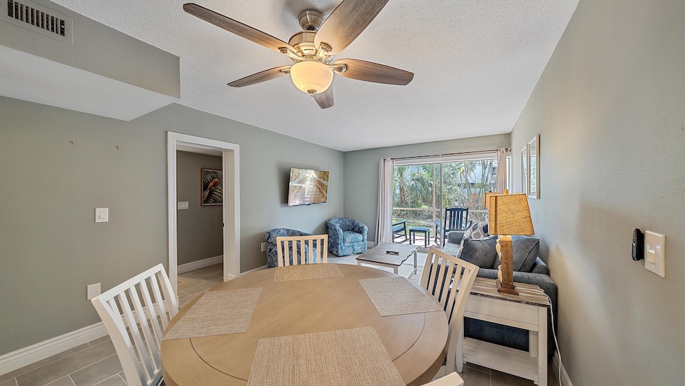 Beach Haven 2 Bedroom Condo