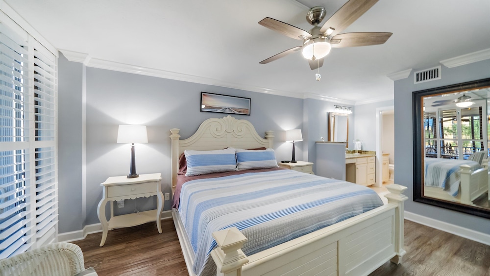 'bout Time 2 Bedroom Condo