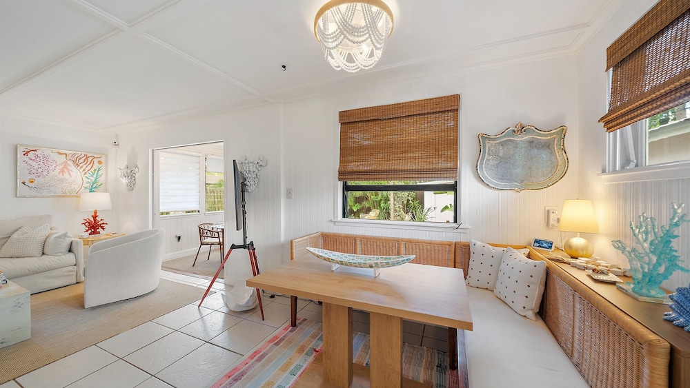 Hidden Oasis A 1 Bedroom Bungalow