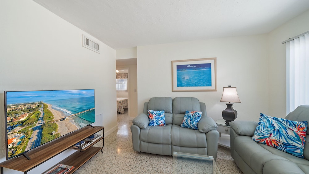 Siesta Treasure 4 Bedroom Home