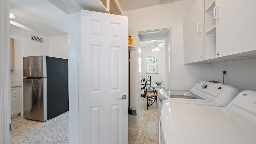 Siesta Treasure 4 Bedroom Home