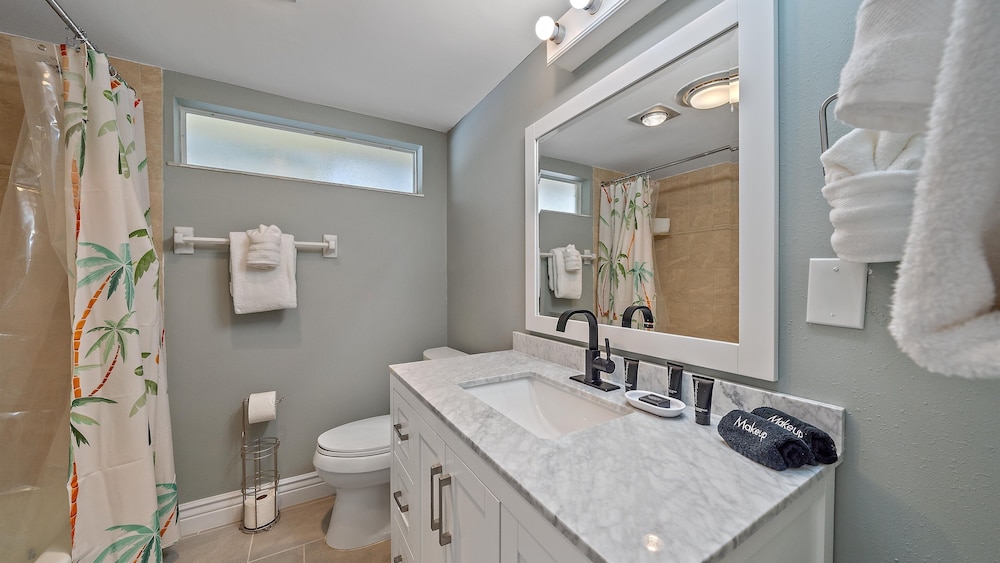 Beach Haven 2 Bedroom Condo