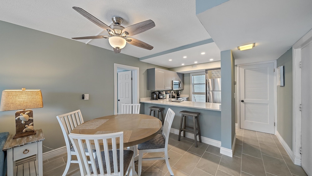 Beach Haven 2 Bedroom Condo