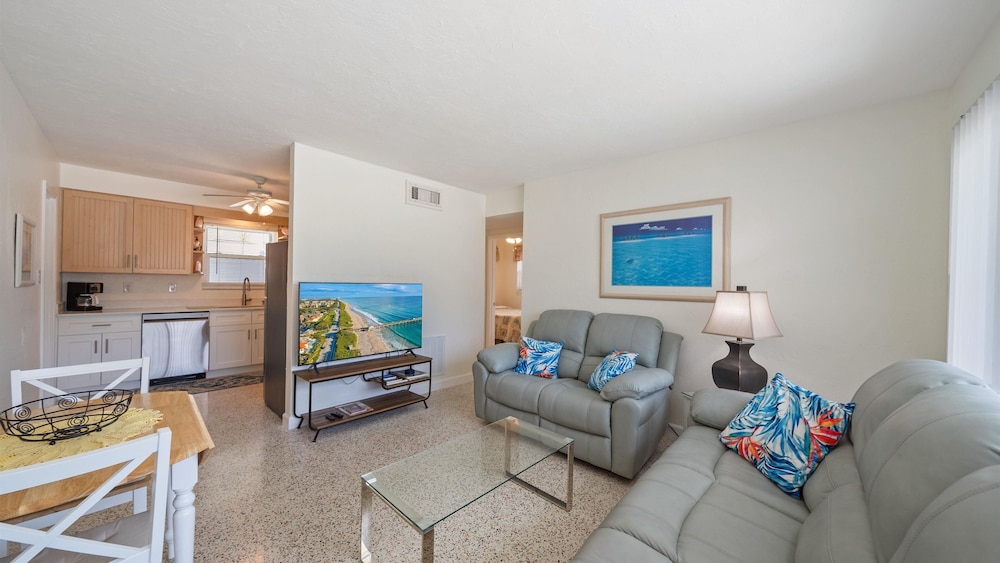 Siesta Treasure 4 Bedroom Home