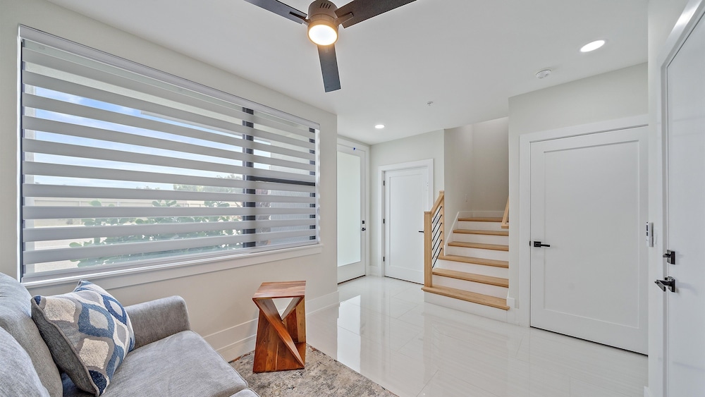 Coastal Moderne 2 Bedroom Townhouse