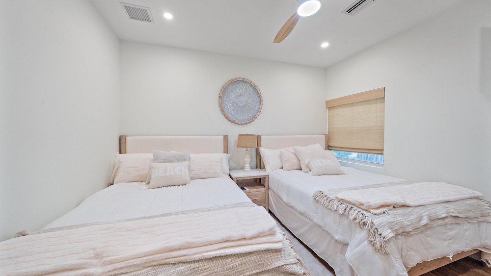 The Beach House 2 Bedroom Condo