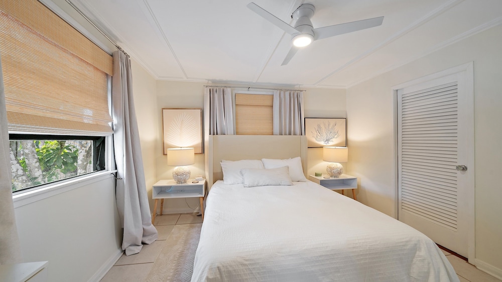 Hidden Oasis A 1 Bedroom Bungalow