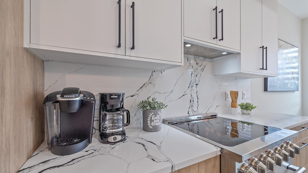 Coastal Moderne 2 Bedroom Townhouse