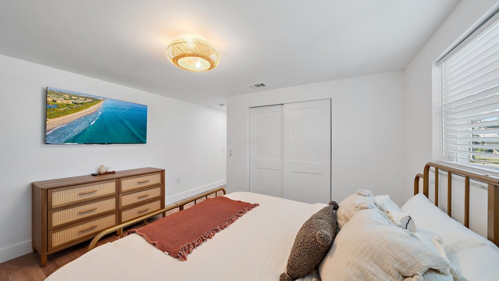 Coastal Cottage 2 Bedroom Home