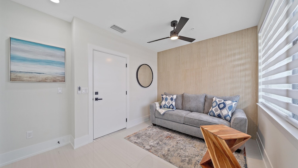Coastal Moderne 2 Bedroom Townhouse