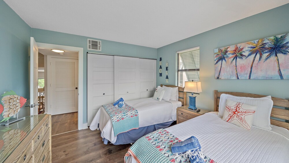 Siesta Beach Retreat 2 Bedroom Townhouse