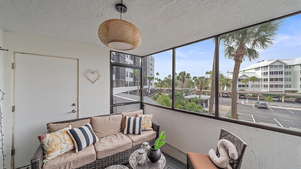 Sole Retreat 2 Bedroom Condo