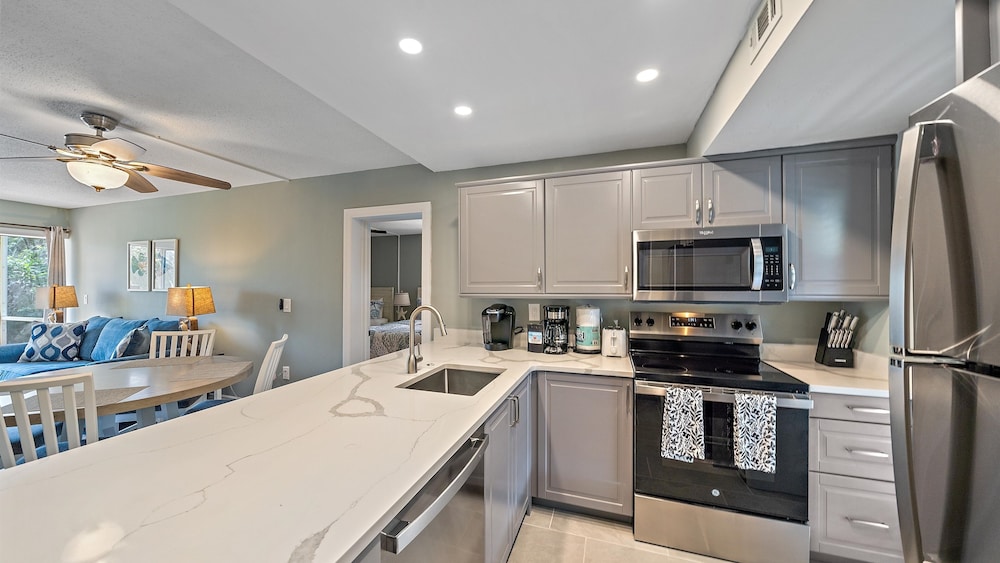 Beach Haven 2 Bedroom Condo