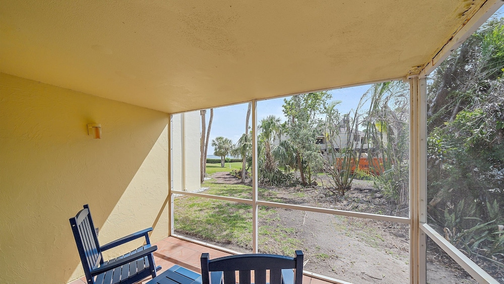 Beach Haven 2 Bedroom Condo