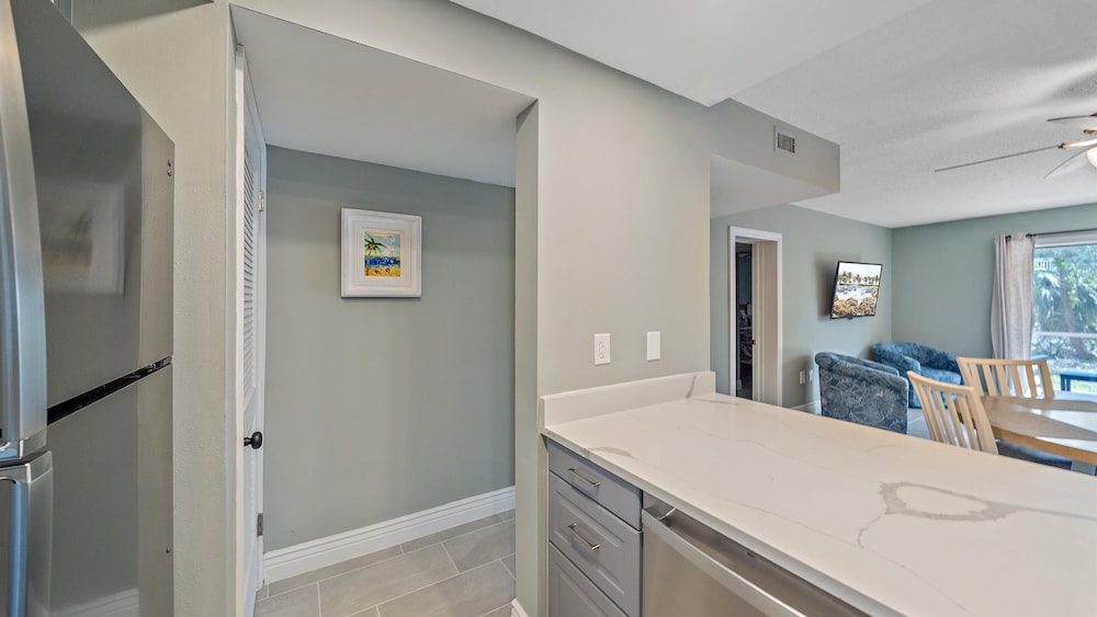 Beach Haven 2 Bedroom Condo