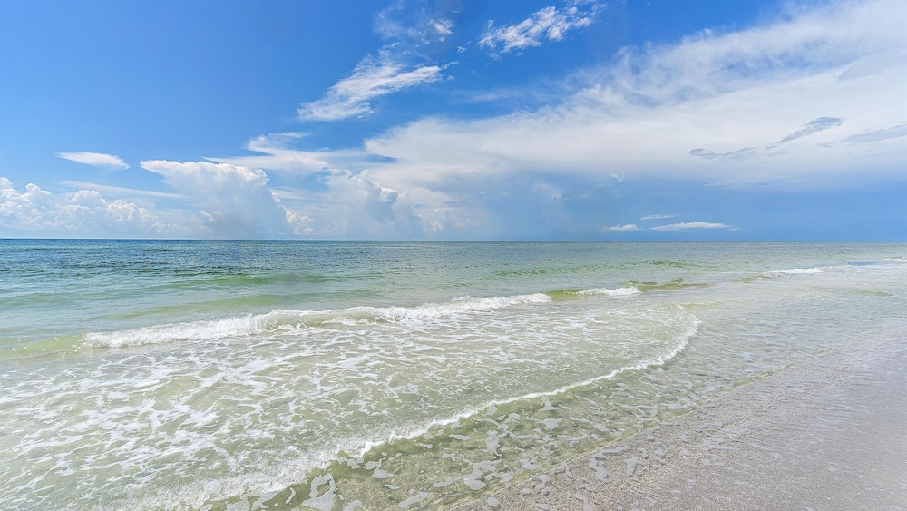 Beach Haven 2 Bedroom Condo