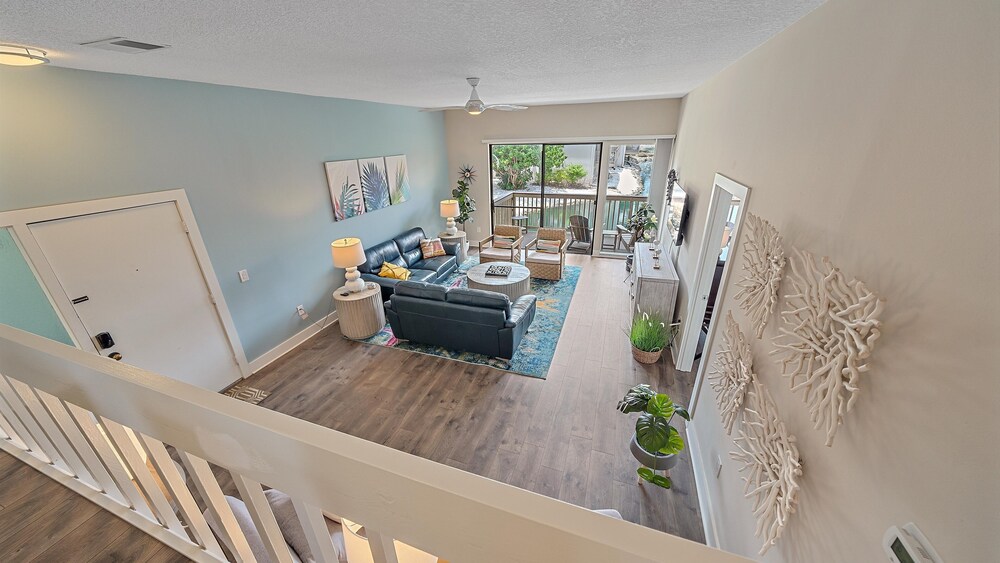 Siesta Beach Retreat 2 Bedroom Townhouse