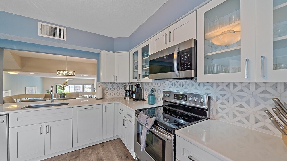 Siesta Beach Retreat 2 Bedroom Townhouse