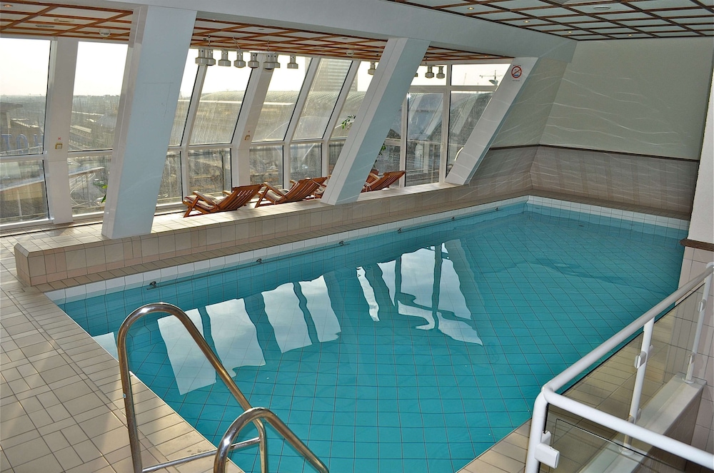 Frankfurt Vacations - Savoy Hotel Frankfurt - Property Image 8
