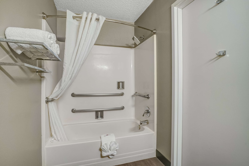 Studio 6 Suites Albany, OR